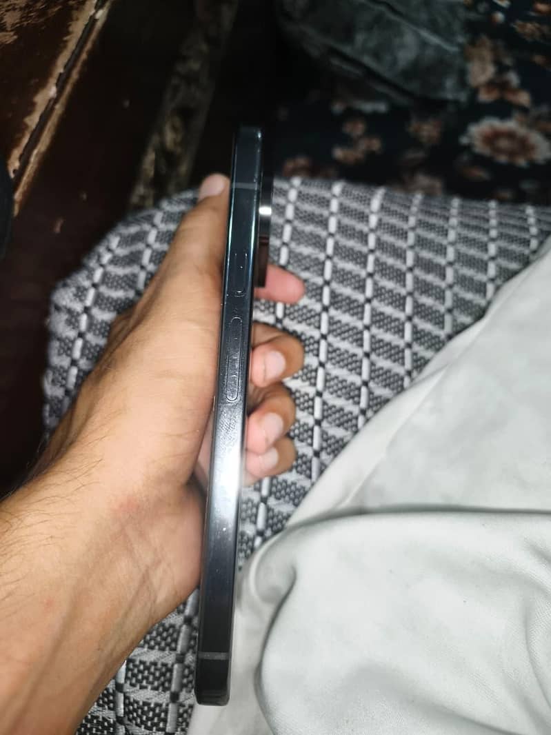 Google Pixel 9 Pro XL 4