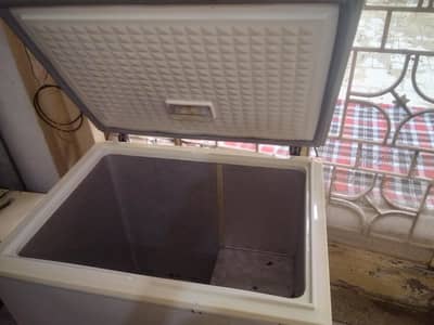 Dawlance refrigerator
