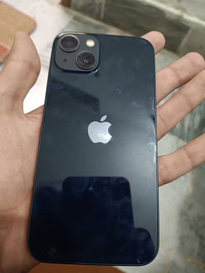 Apple iPhone 13