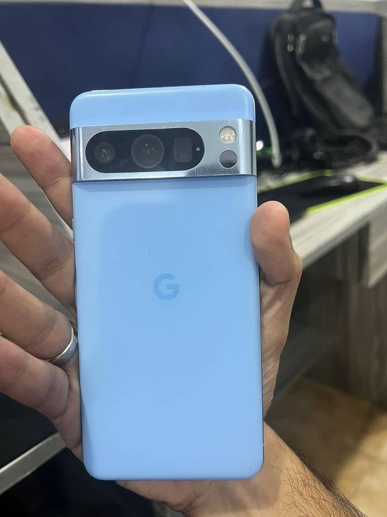 Google Pixel 8 Pro 3