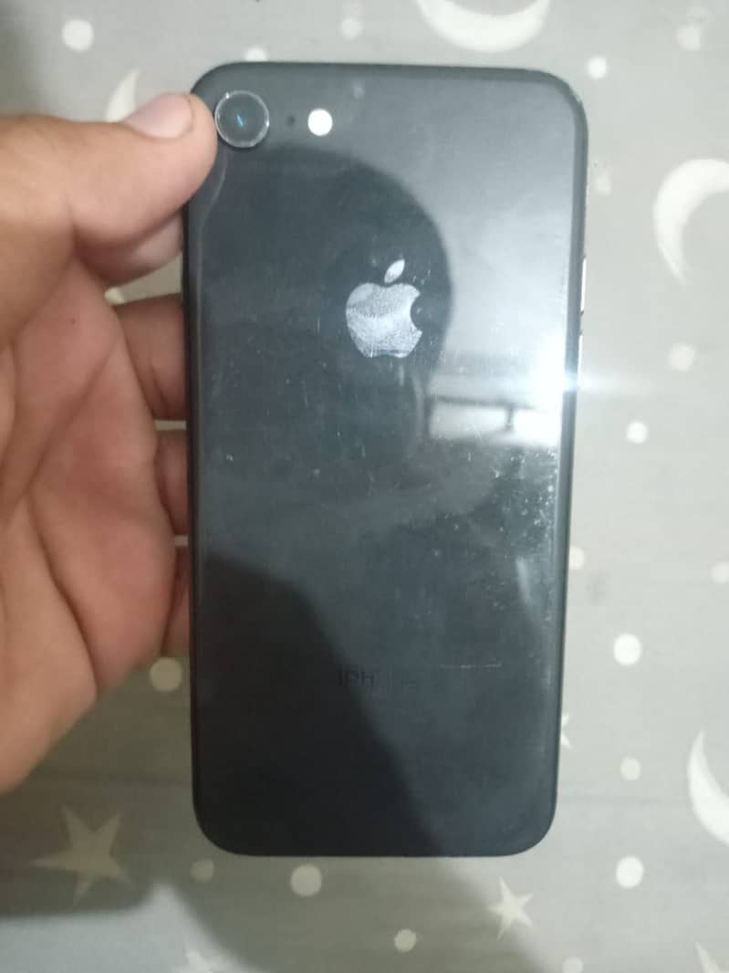 Apple iPhone 8 1