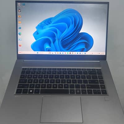 HP ZBook Studio G7 (Core i9-10885H / 32GB / 4GB Graphics)