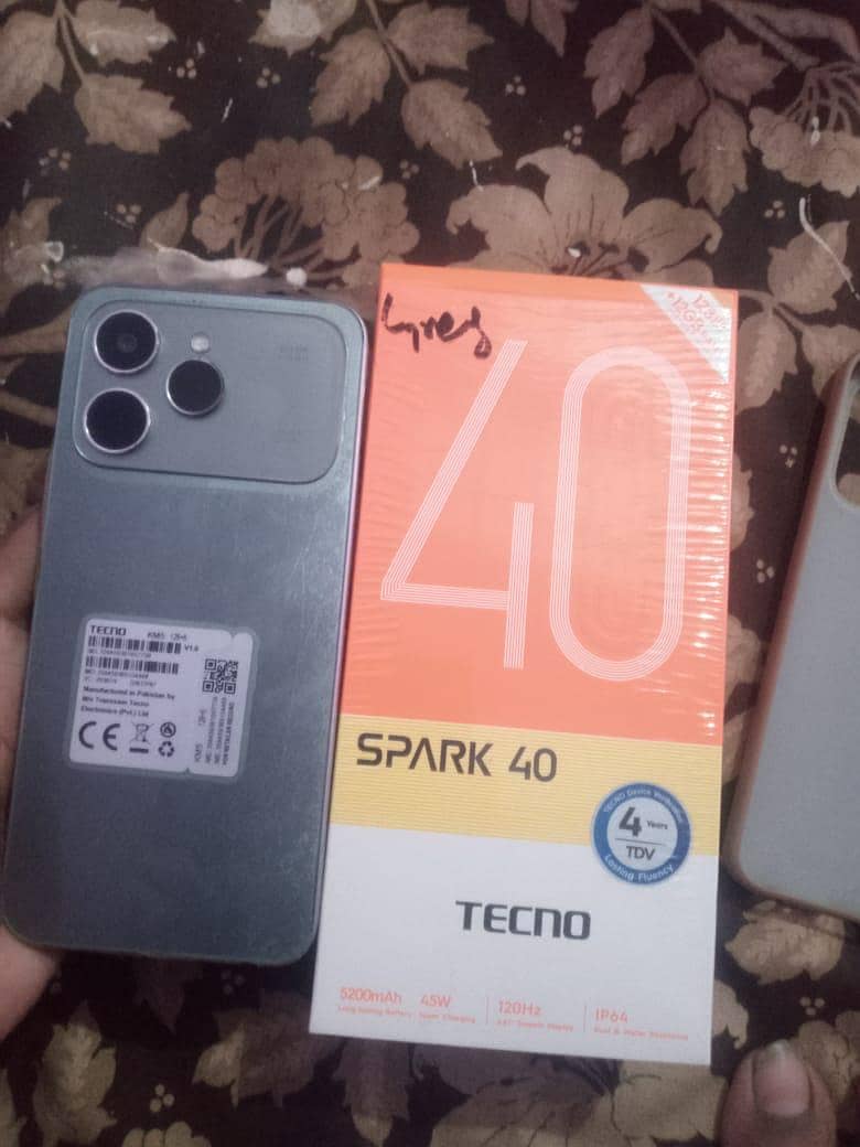 Tecno Spark 40 0