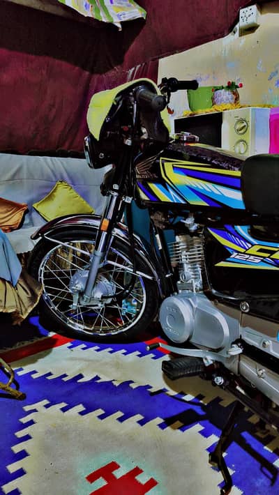 Honda cg 125 2026 model ha condition 10.10 ha only call 03167025243