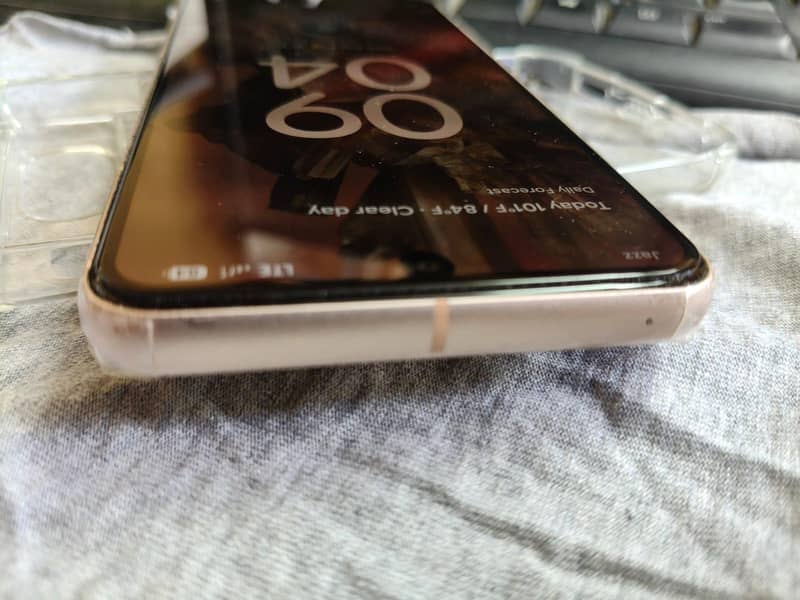 Google Pixel 8 3