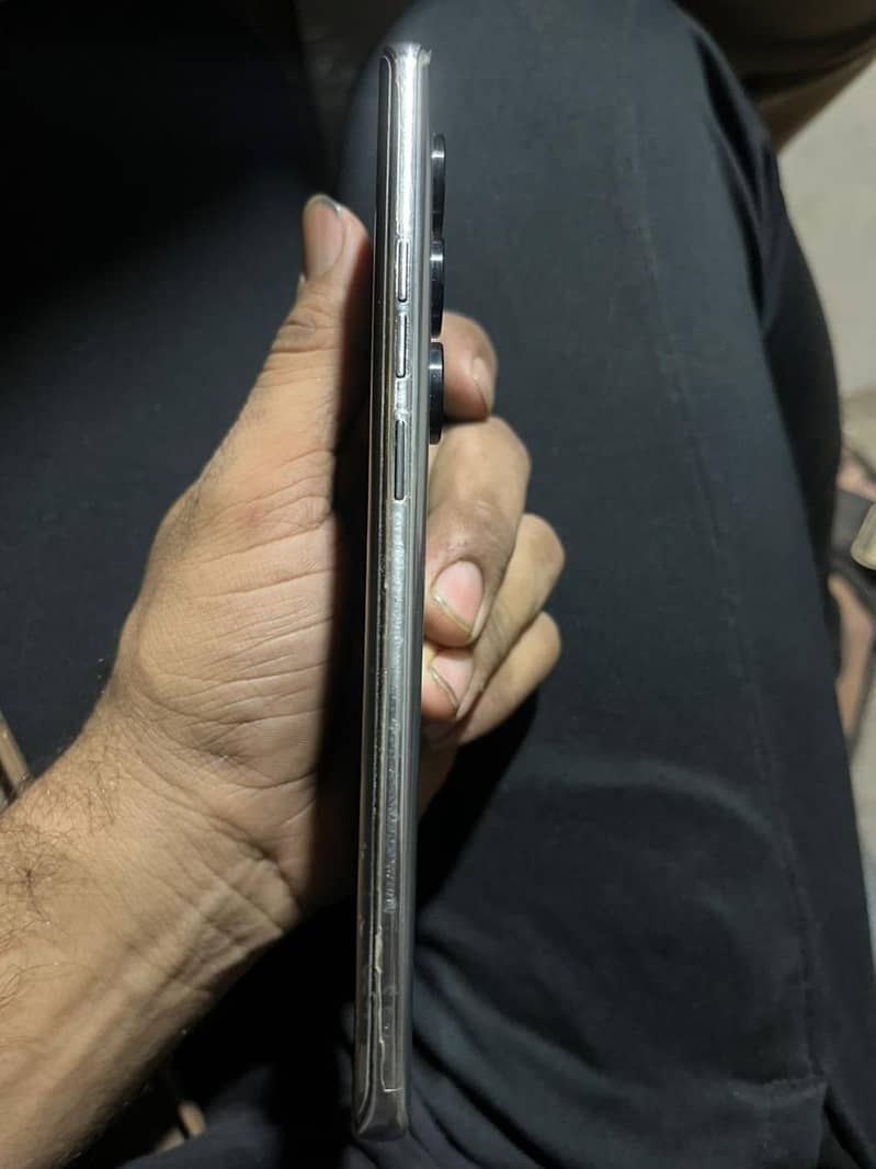 Tecno CAMON 40 Pro 4