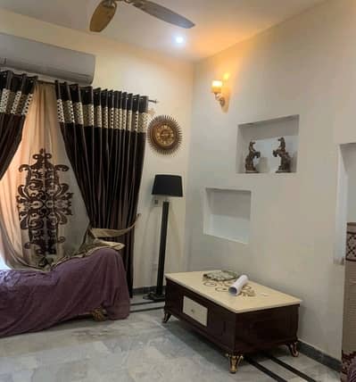 Stunning 10 Marla House In IEP Engineers Town Available