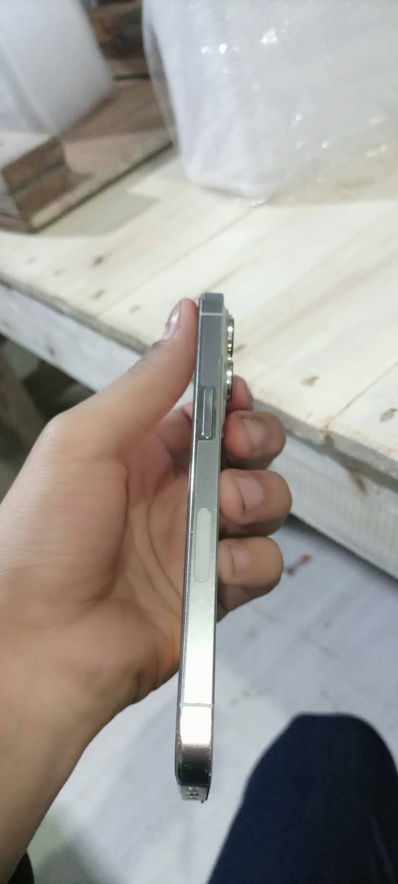 Apple iPhone 13 Pro 4