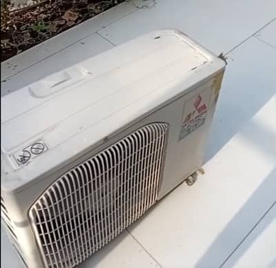 Mitsubishi AC 1 Ton in working just replace with 2 Ton new
