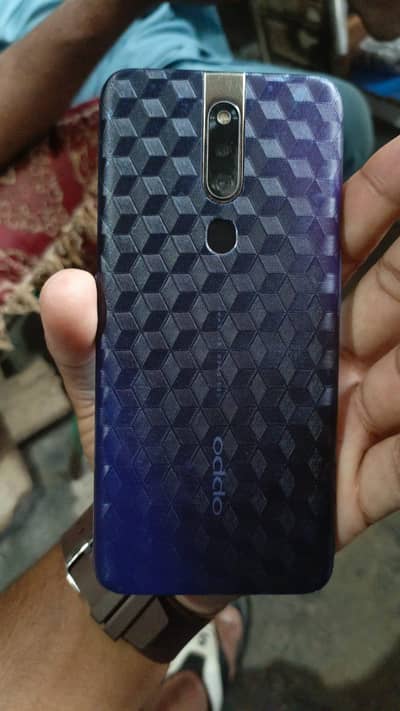 OPPO F11 Pro