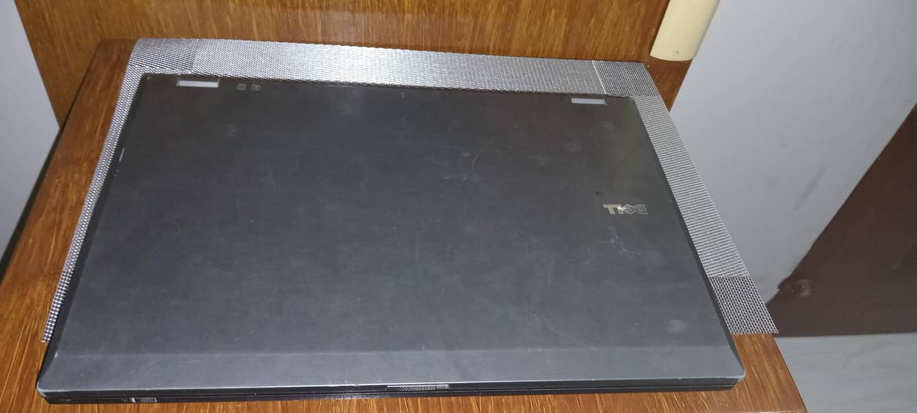 Laptop 0