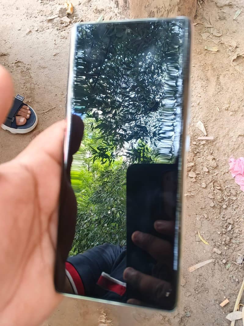 Tecno Spark 20 Pro Plus 0