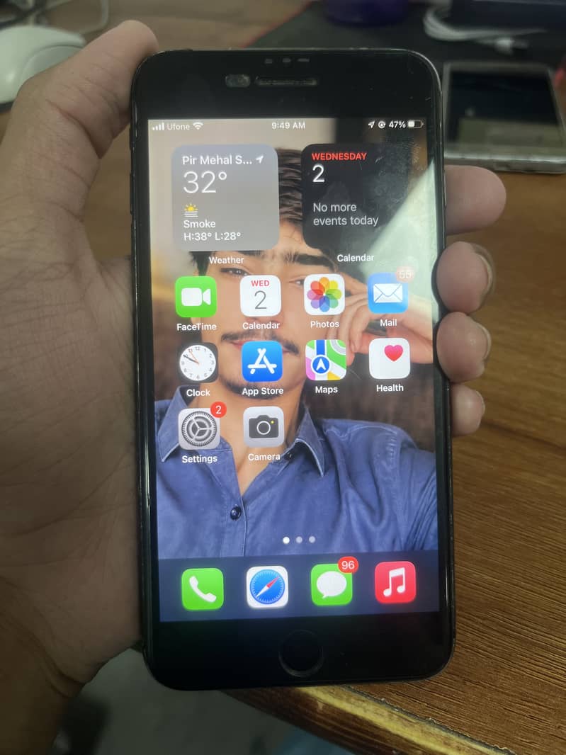 Apple iPhone 7 Plus 0