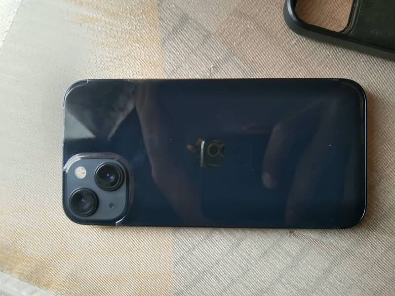 Apple iPhone 13 1