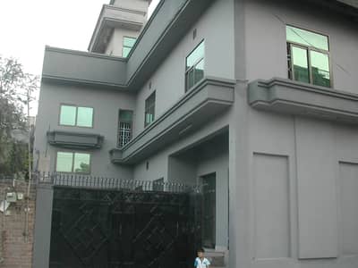 IDEAL FOR FACTORY, SCHOOL, COLLEGE