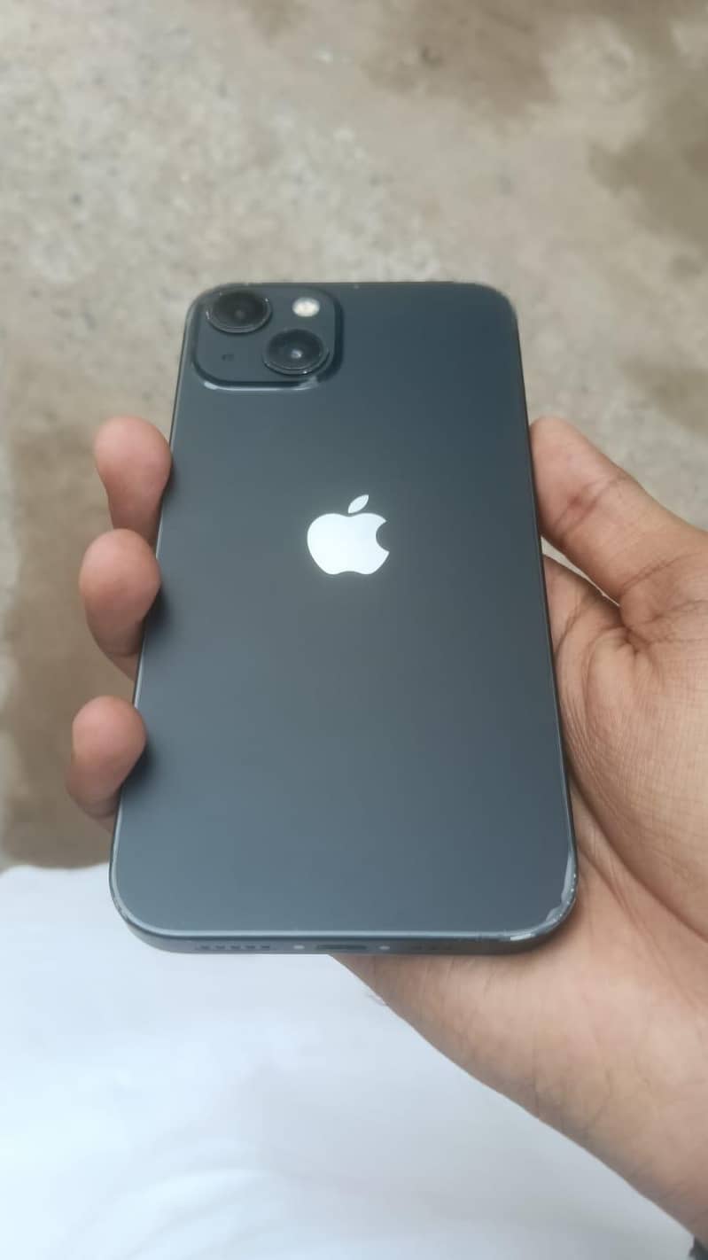 Apple iPhone 13 1