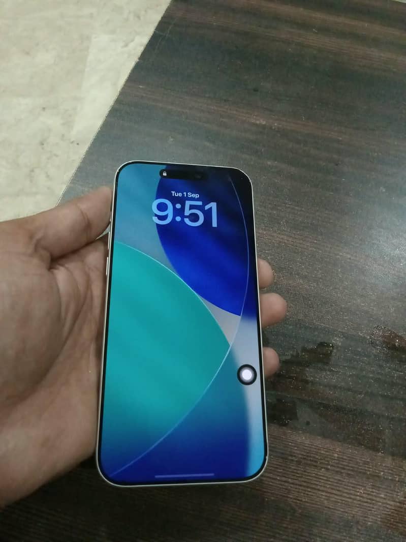 Apple iPhone 17 Pro Max 0