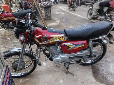 HONDA  125 2025