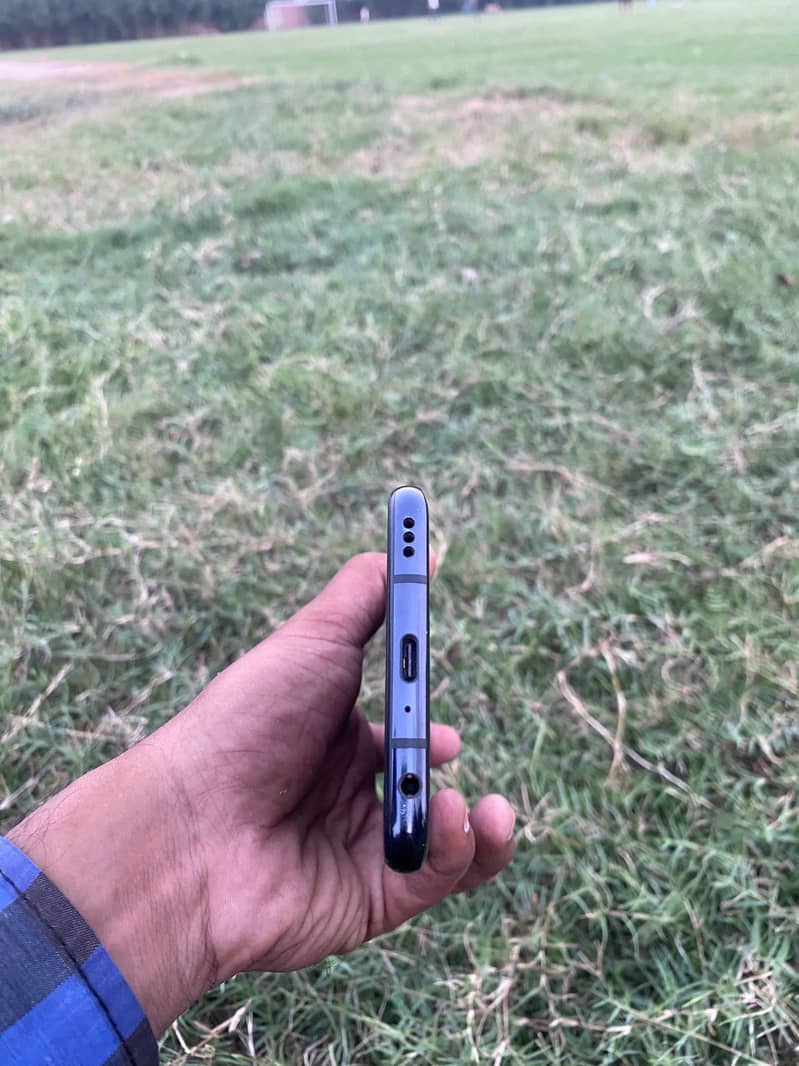 LG8xthinq 1