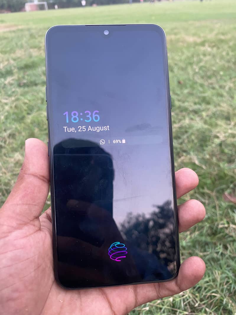 LG8xthinq 3
