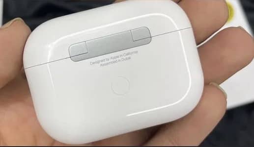 AIRPODS PRO 2 (BOX WITH SINGLE AIRPOD)
