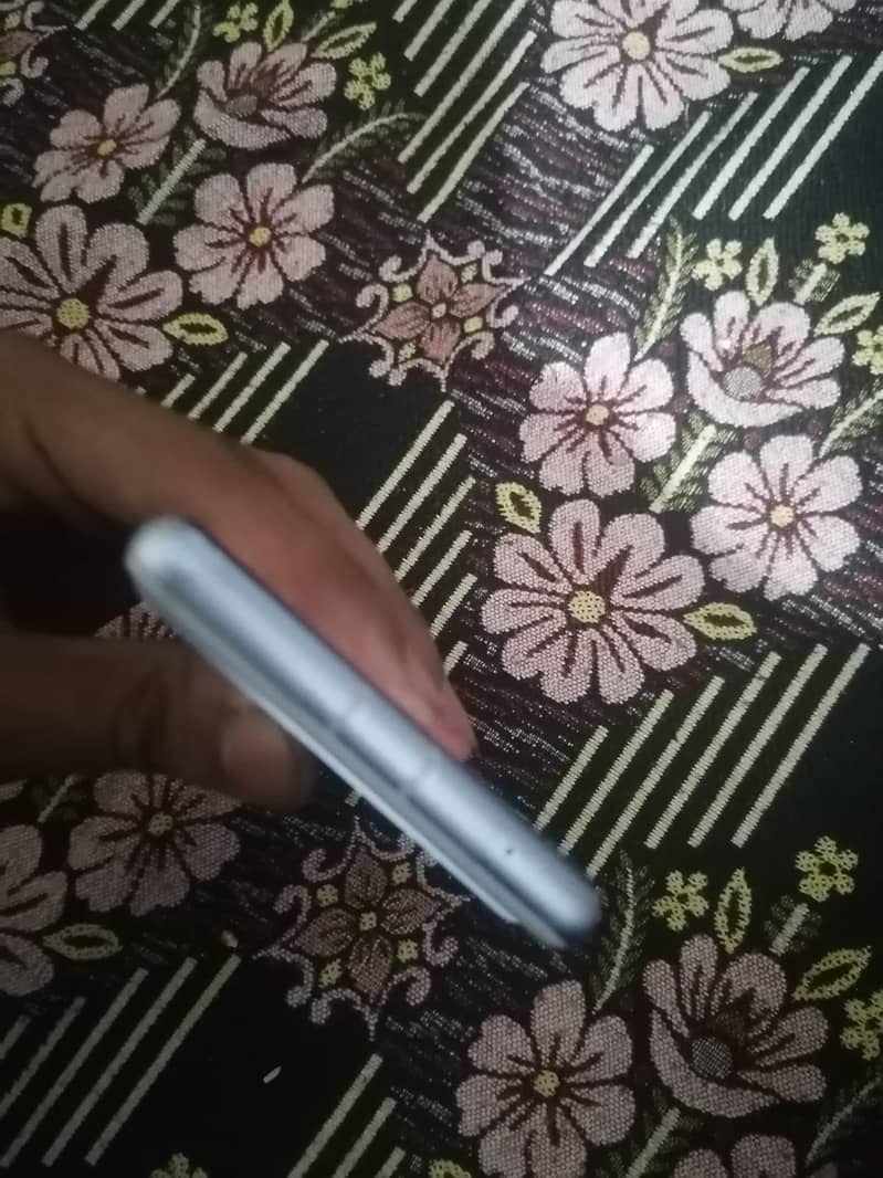 Google Pixel 7a 1