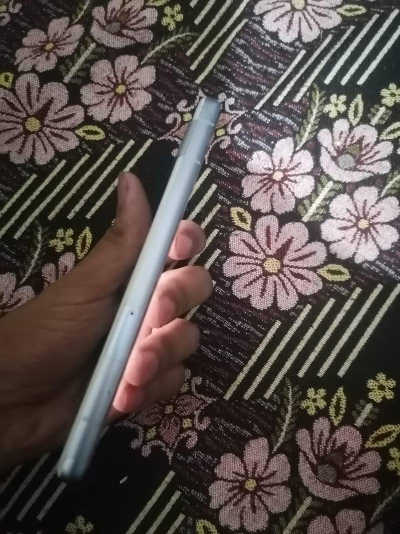 Google Pixel 7a 4