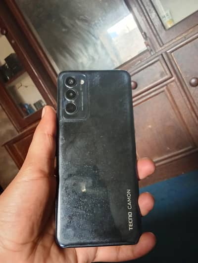 Tecno Camon 18