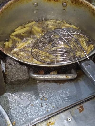 Samosa and fries counter