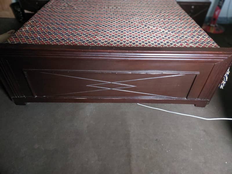 bed and saitable 1
