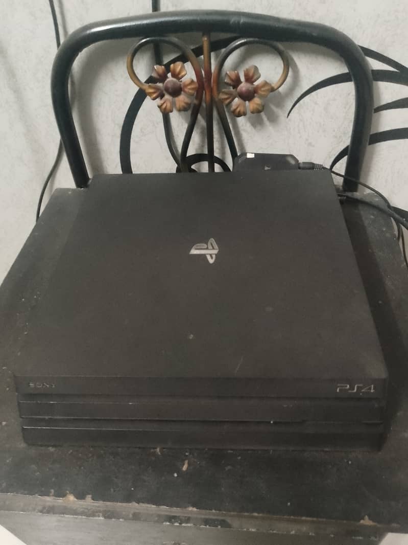 Ps4 pro jailbreak u. k version with box 0