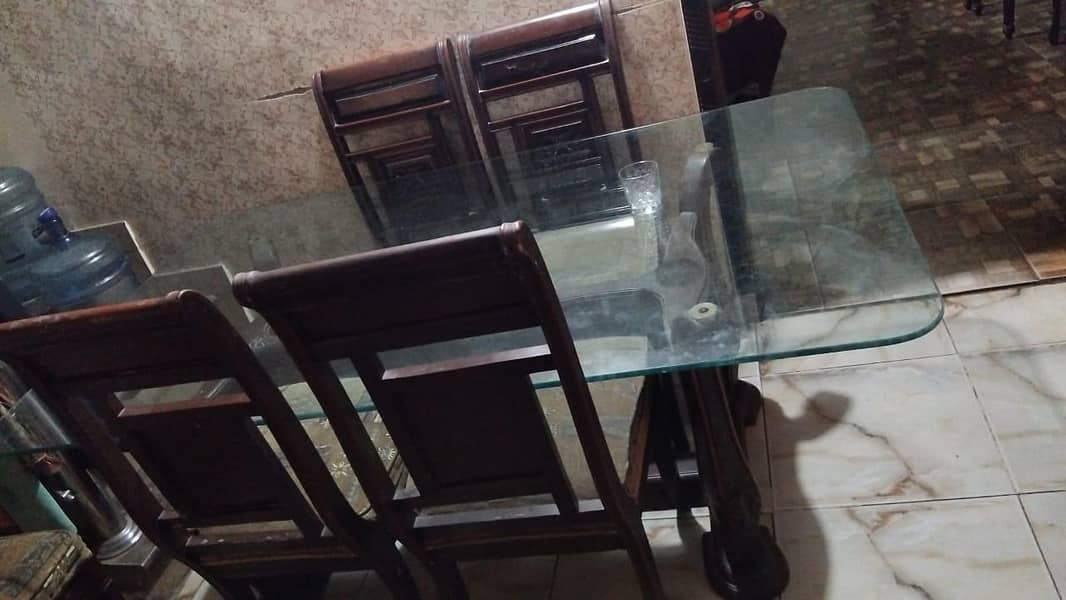 dinning table 0