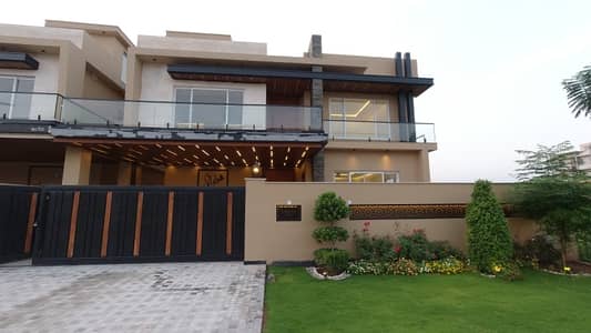 1000 Sq. Yd. Pair House for Sale 500 Sq. Yd. Each