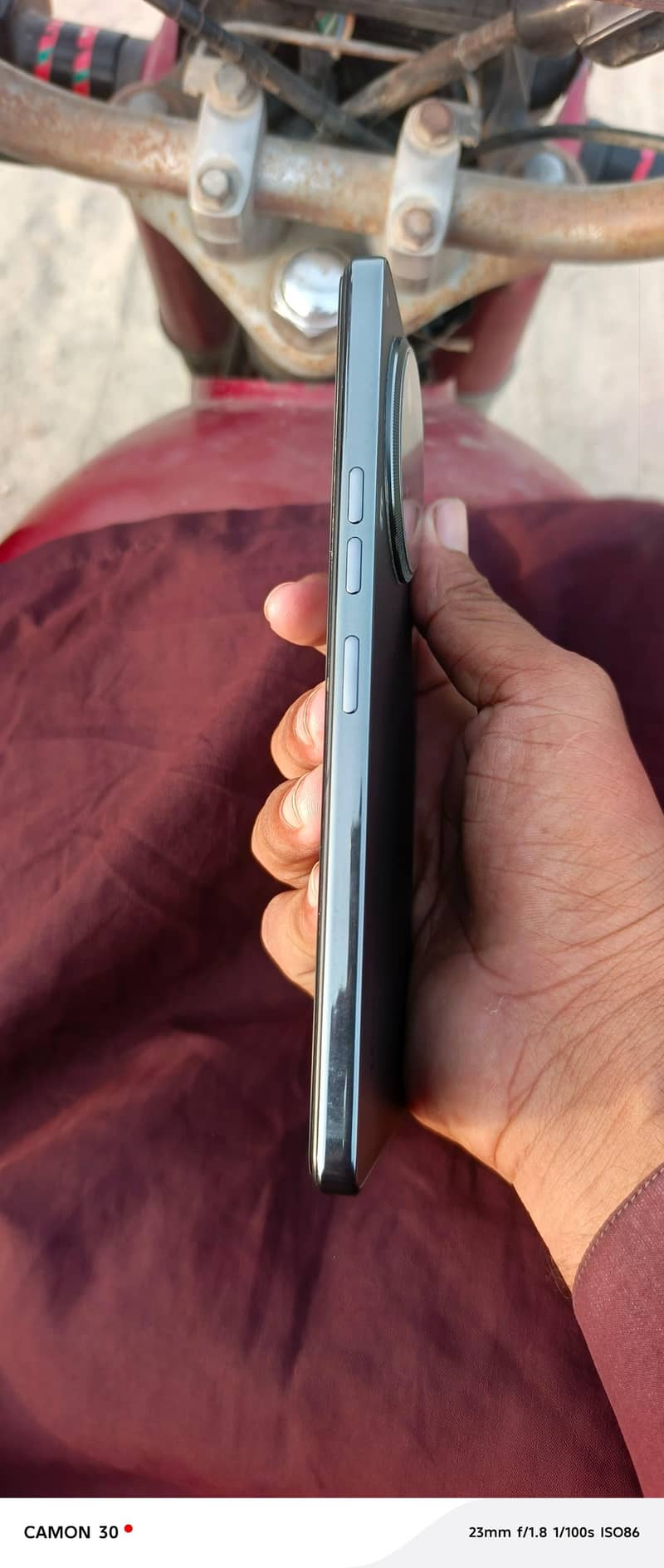 Tecno camon 30 2