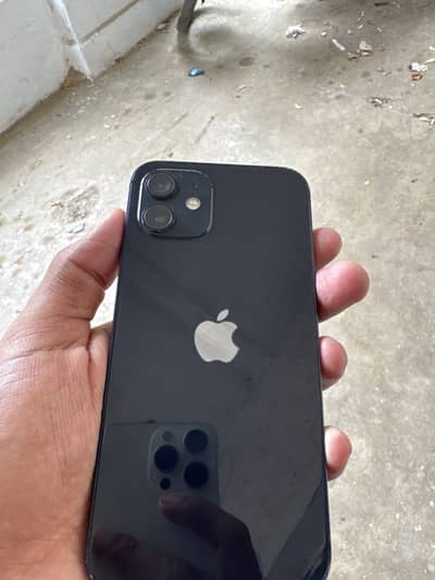 Apple iPhone 12