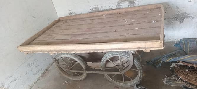 rehri/ wooden cart