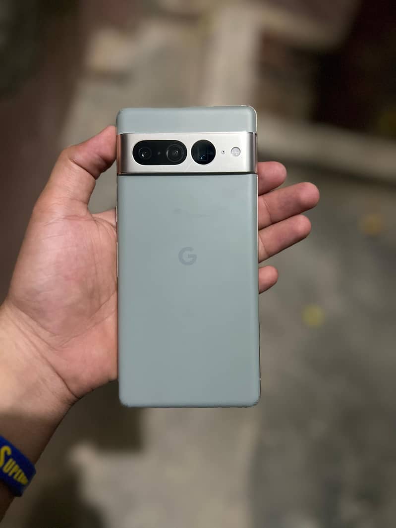 Google Pixel 7 Pro 4