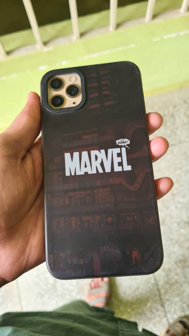 Apple iPhone 11 Pro Max 7
