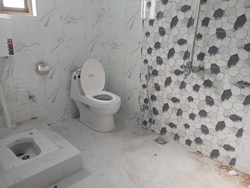 G9/1,40*80,Upper Portion Available 5