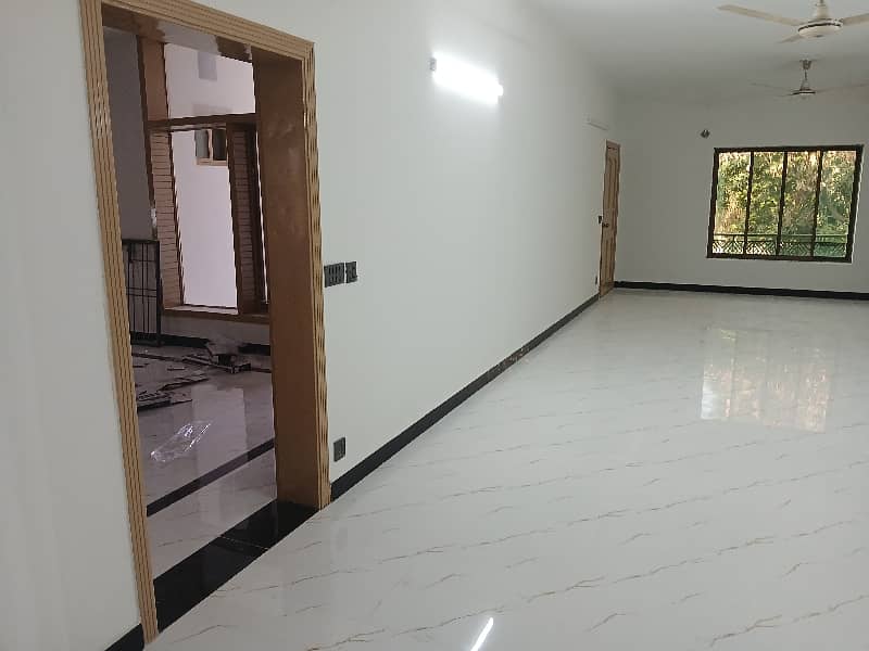 G9/1,40*80,Upper Portion Available 6
