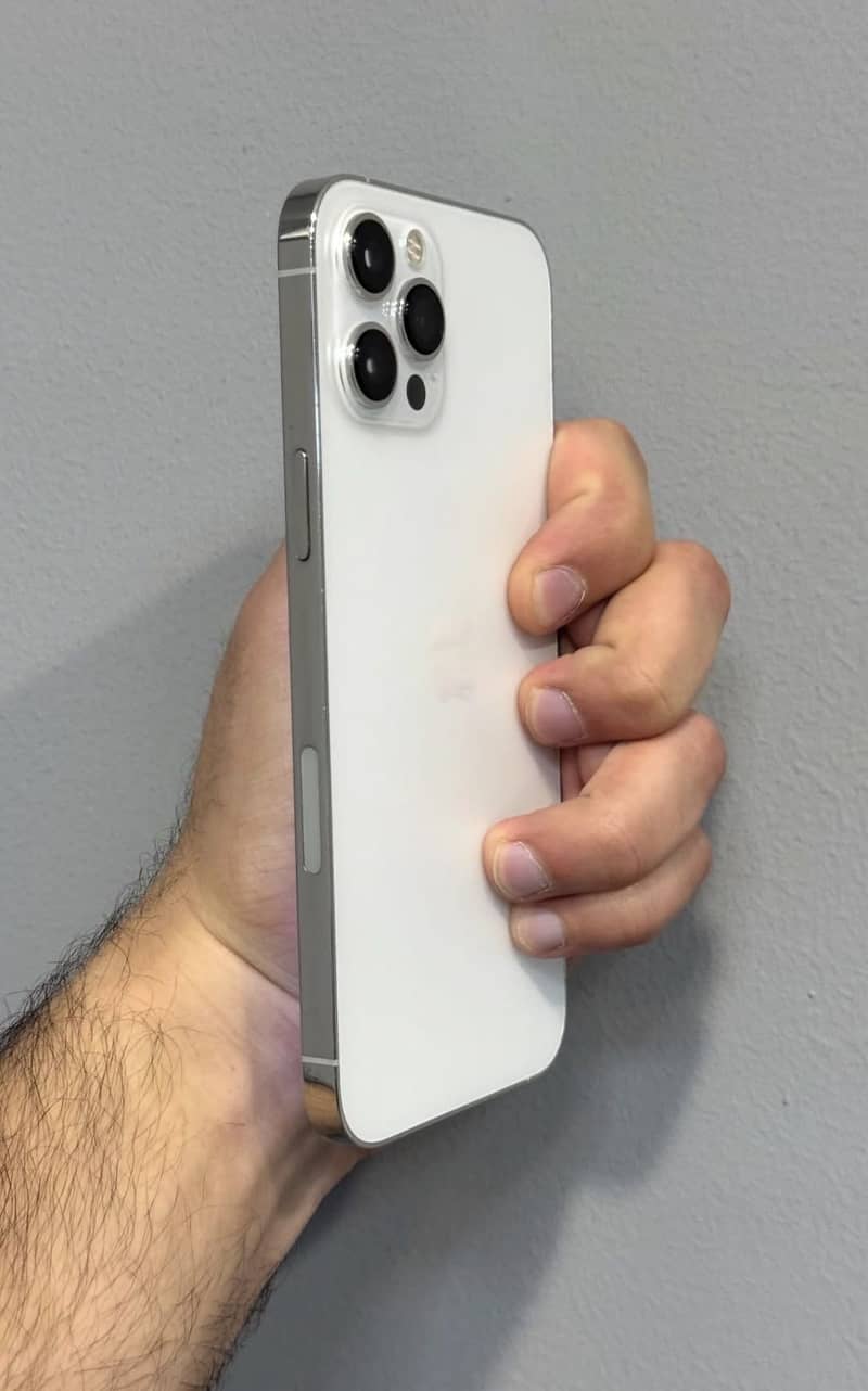 Apple iPhone 12 Pro Max 0