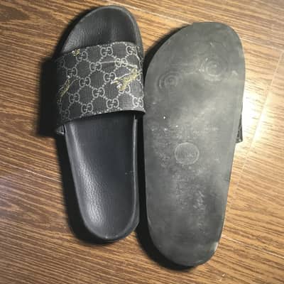 Guccci slippers