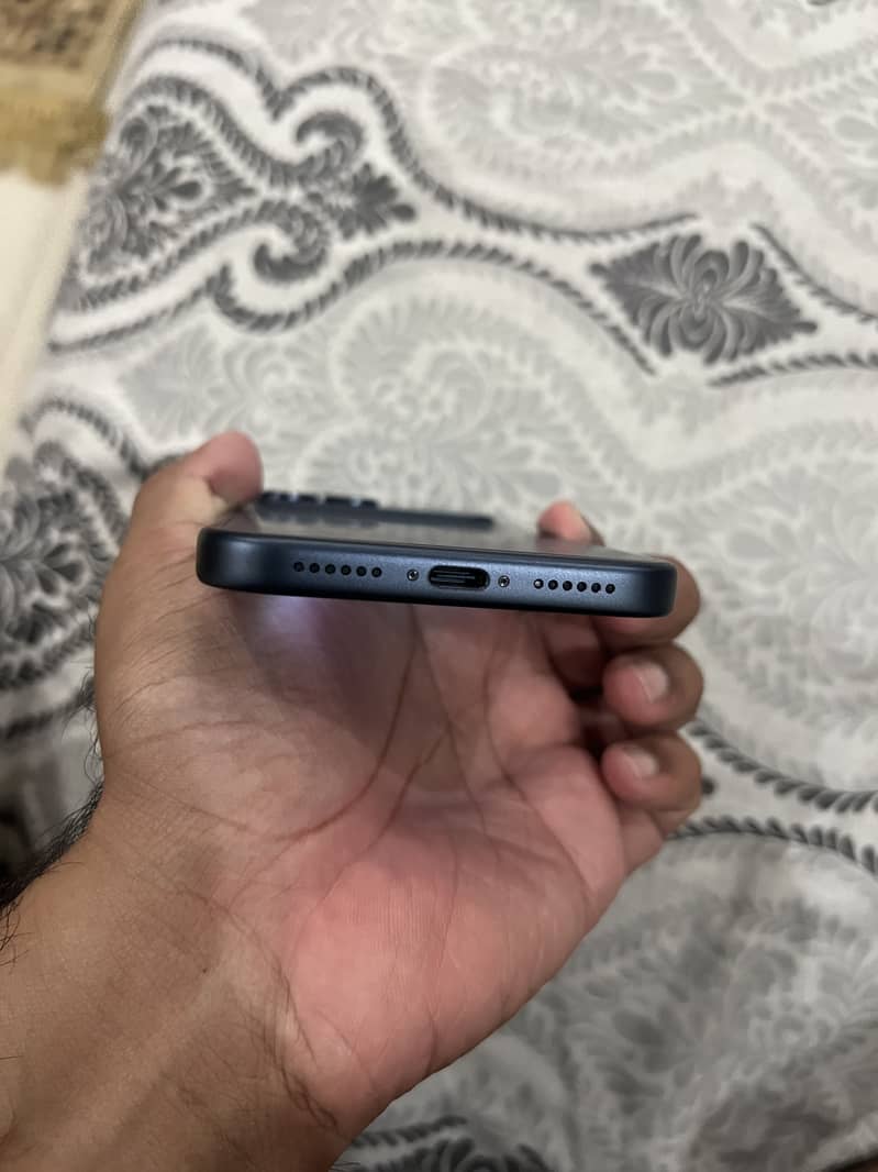 Apple iPhone 17 Pro Max 6
