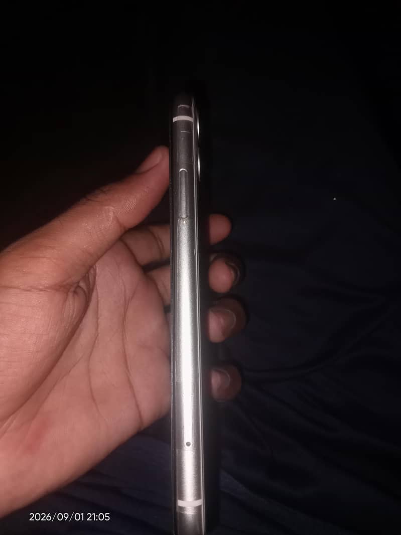Apple iPhone 11 2