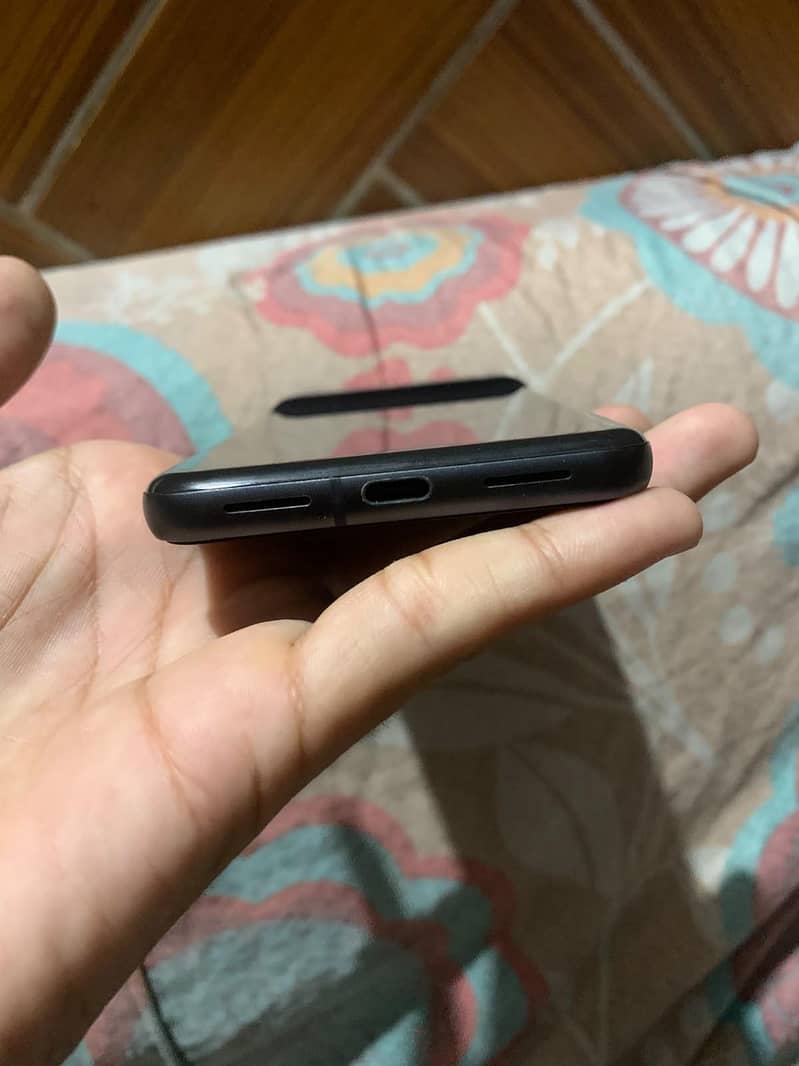 Google Pixel 8 2