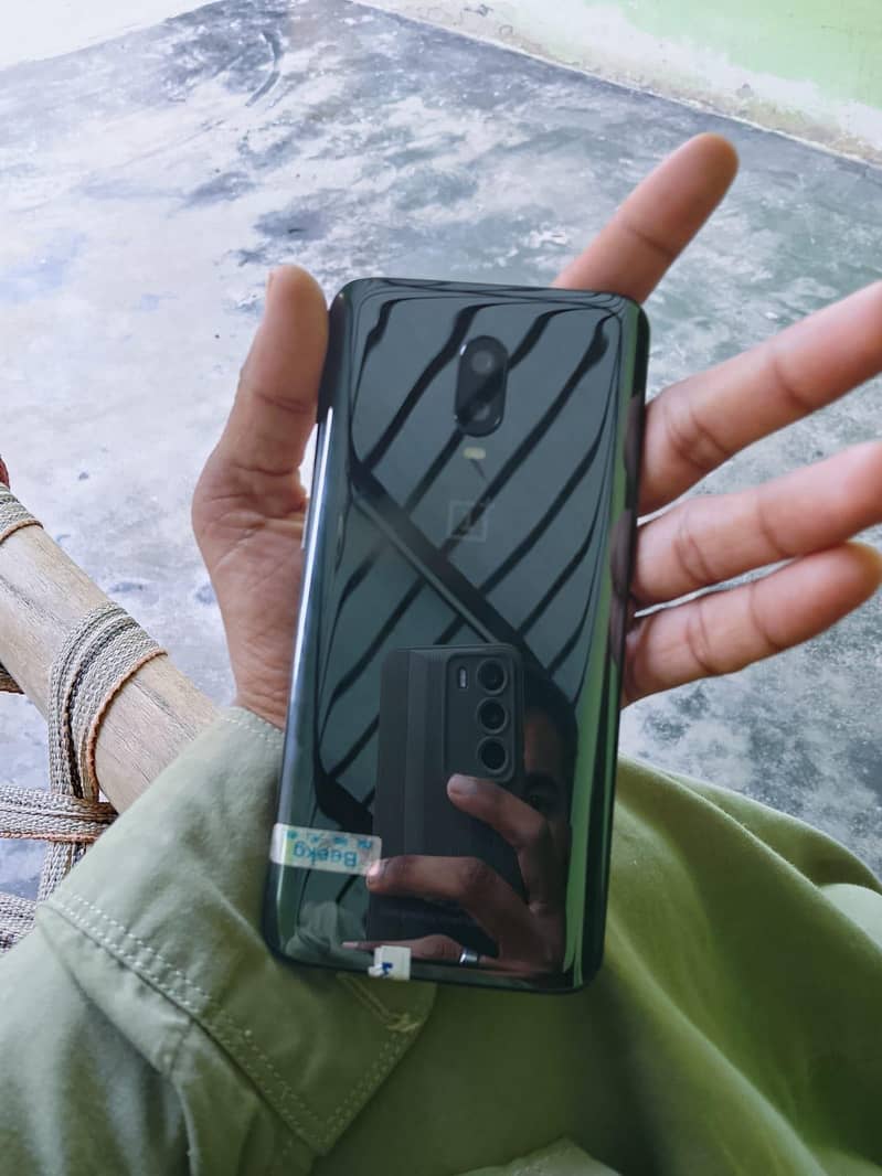 One Plus 6T 4