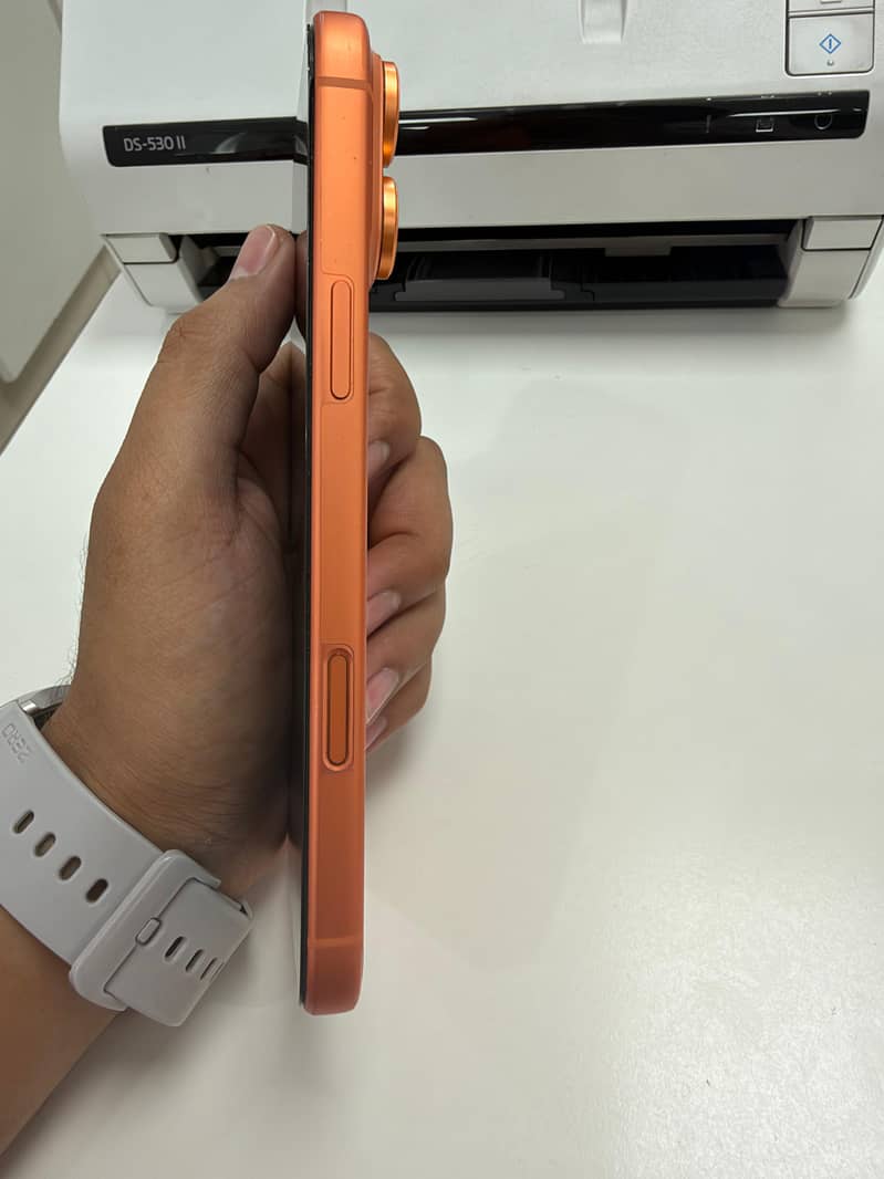 Apple iPhone 17 Pro Max 8