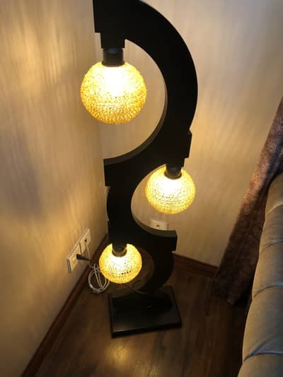 Floor lamp