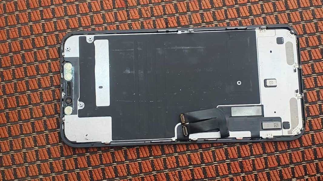Apple iPhone 11 4