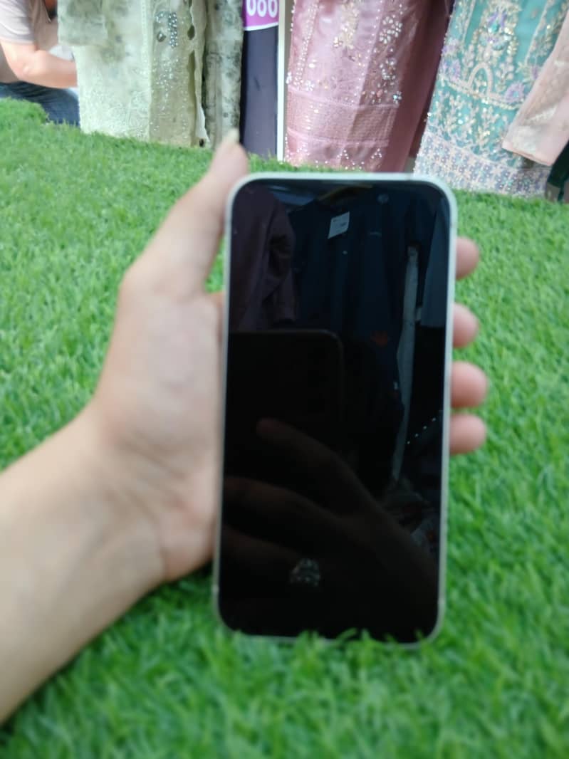 Apple iPhone 13 MDM 3